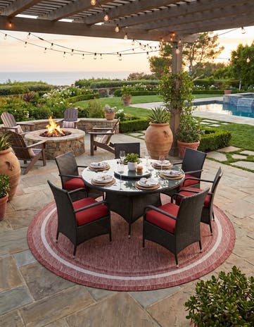 10' x 10' Easy-Clean Border Indoor / Outdoor Round Rug