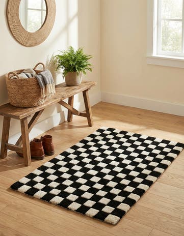 2' 1 x 3' Hand Tufted Wool Rug