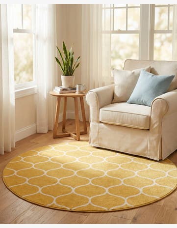 Yellow Lattice Frieze Round Rug