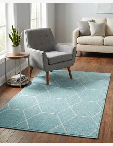 Light Blue Lattice Frieze Rug
