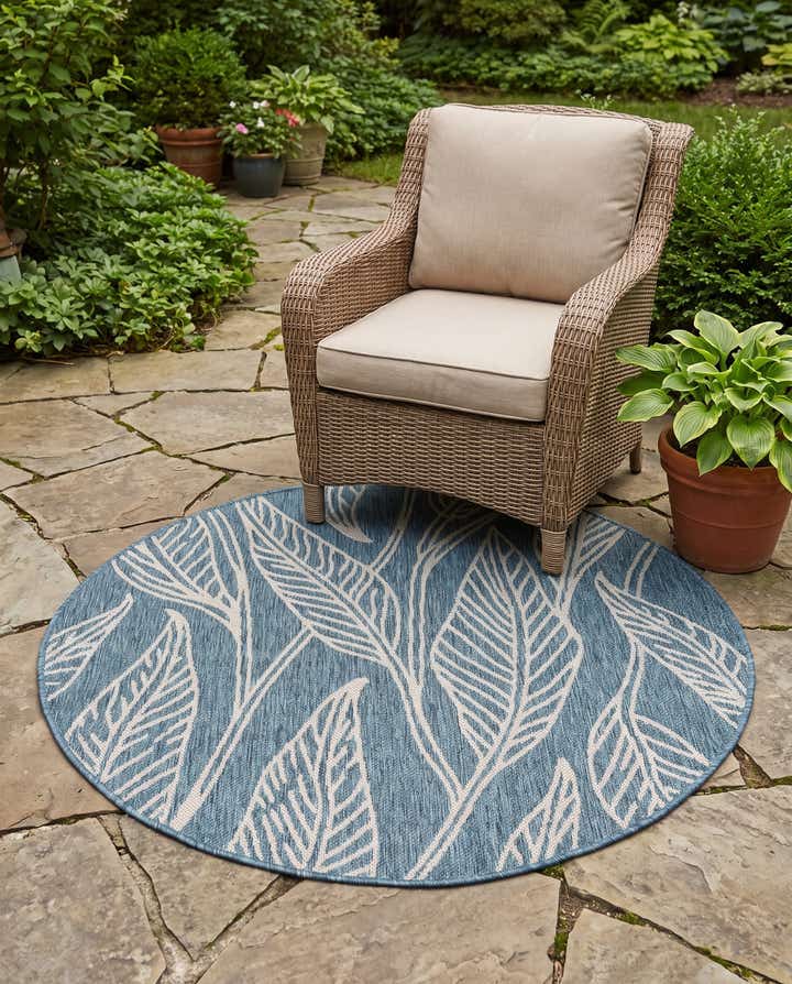 4' x 4' Easy-Clean Botanical Indoor / Outdoor Round Rug