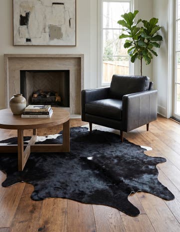 5' 1 x 6' 5 Cowhide Leather Rug