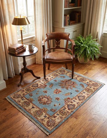 2' x 2' 9 Hand Knotted Ziegler Rug