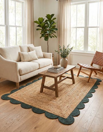 4' 1 x 6' 1 Handmade Scallop Braided Jute Rug