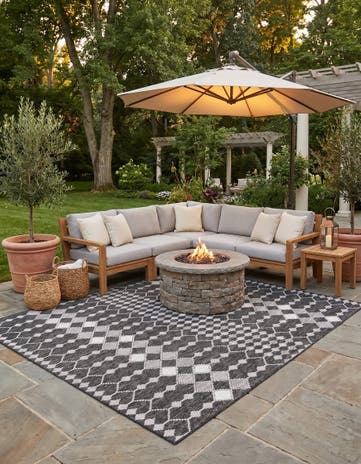 Charcoal Easy-Clean Lattice Indoor / Outdoor Square Rug