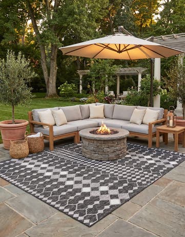 Charcoal Easy-Clean Lattice Indoor / Outdoor Square Rug