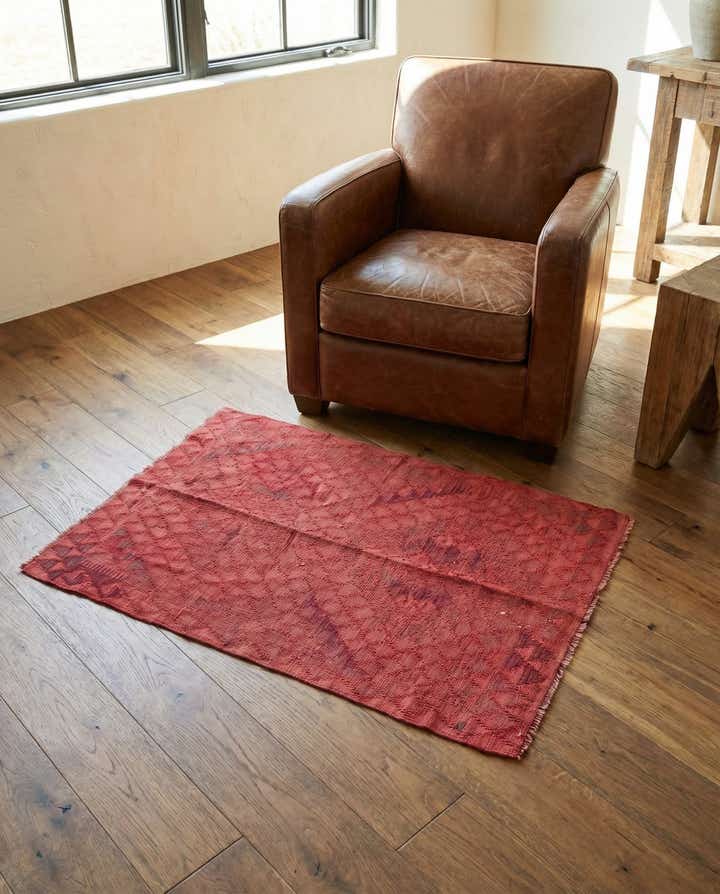 2' 7 x 3' 10 Hand Woven Kilim Fars Rug