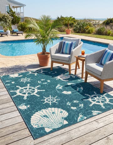 4' x 6' Easy-Clean Coastal Indoor / Outdoor Rug