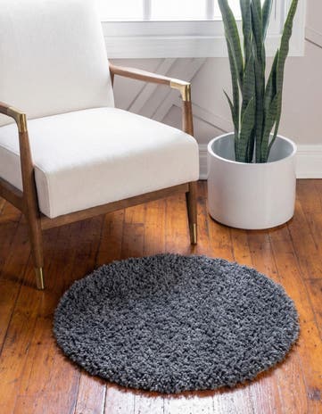 2' x 2' Zermatt Shag Round Rug