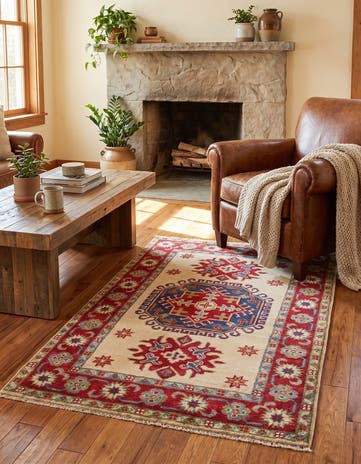 2' 7 x 4' Hand Knotted Kazak Rug