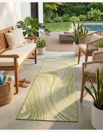 2' x 6' Easy-Clean Modern Indoor / Outdoor Runner Rug