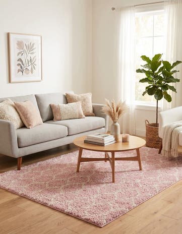 5' 3 x 8' Lattice Shag Rug