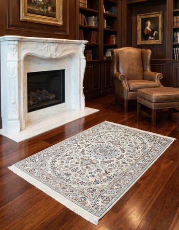 3' 5 x 5' Hand Knotted Nain Persian Rug