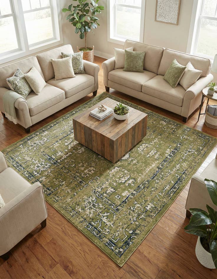 Detail image of 7' x 7' Charleston Square Rug