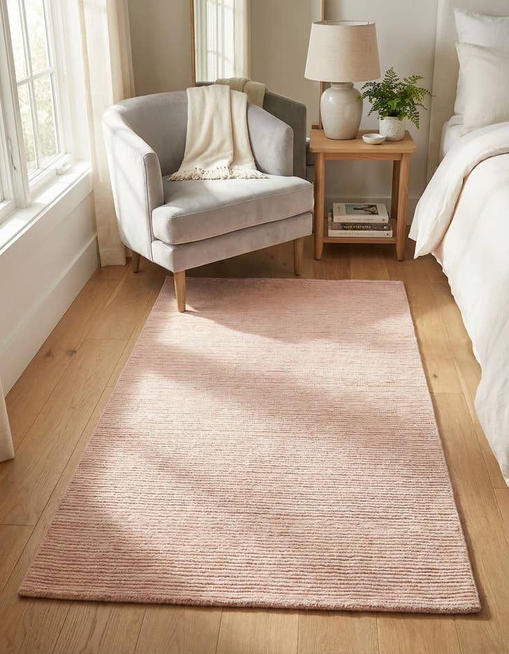 Detail image of 2' 8 x 4' 11 Hand Knotted Darya Wool Rug