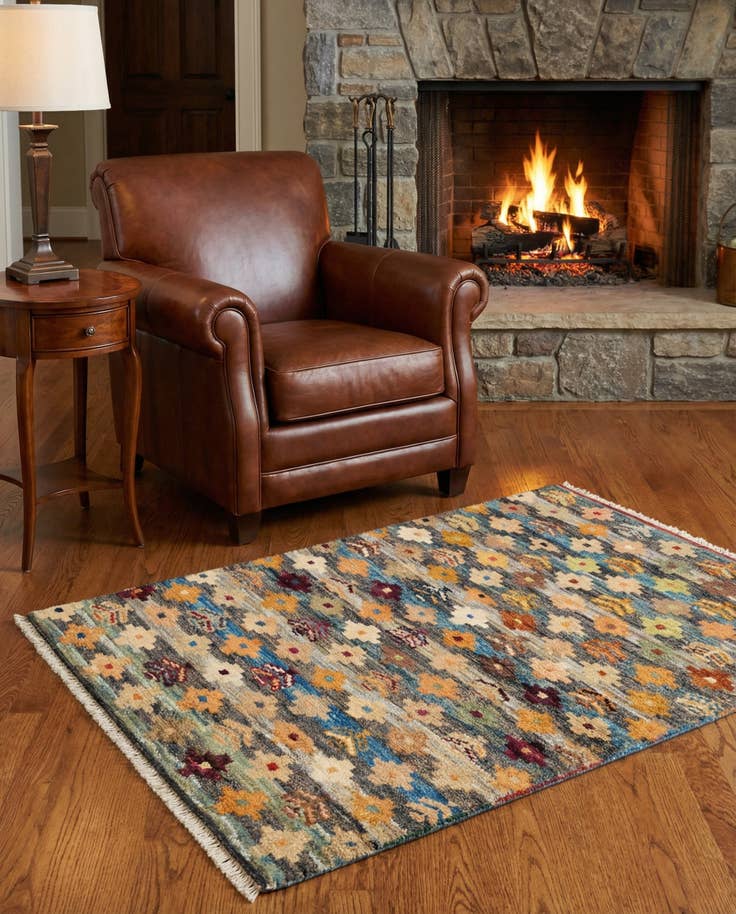 Detail image of 3' 1 x 4' 11 Hand Knotted Balouch Wool Rug