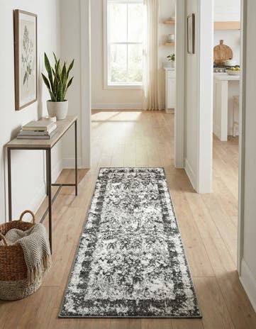 2' x 6' Venice Runner Rug