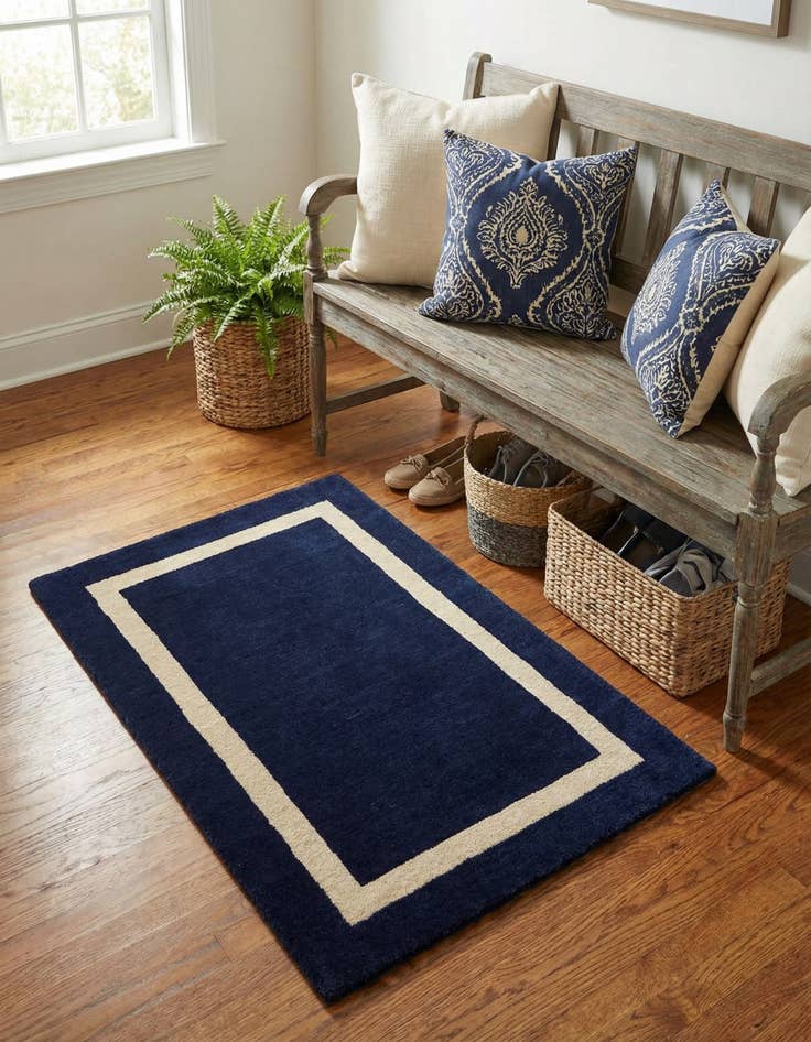 Detail image of 2' 2 x 3' 1 Jill Zarin Border Wool Rug