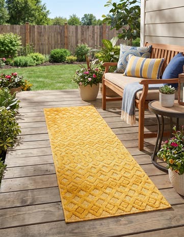 2' x 6' Easy-Clean Trellis Textured Indoor / Outdoor Runner Rug