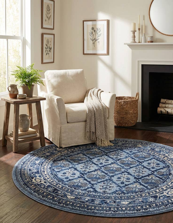 Detail image of 6' x 6' Vista Round Rug