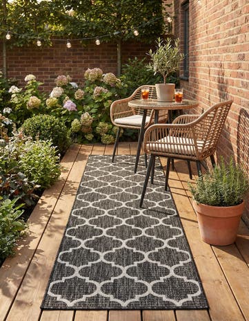 Black Easy-Clean Lattice Indoor / Outdoor Runner Rug