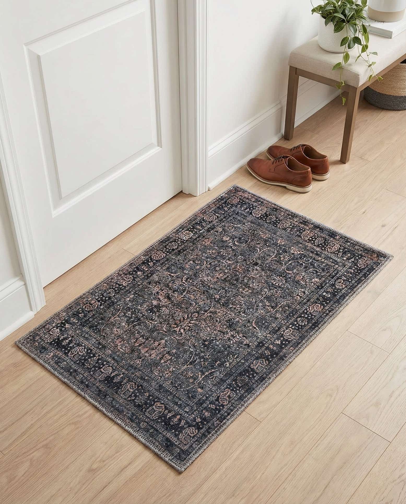 2' x 3' Yara Rug