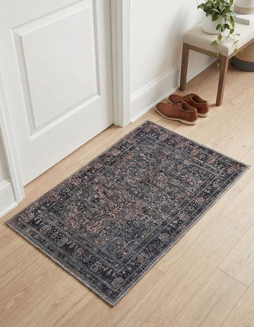 2' x 3' Yara Rug