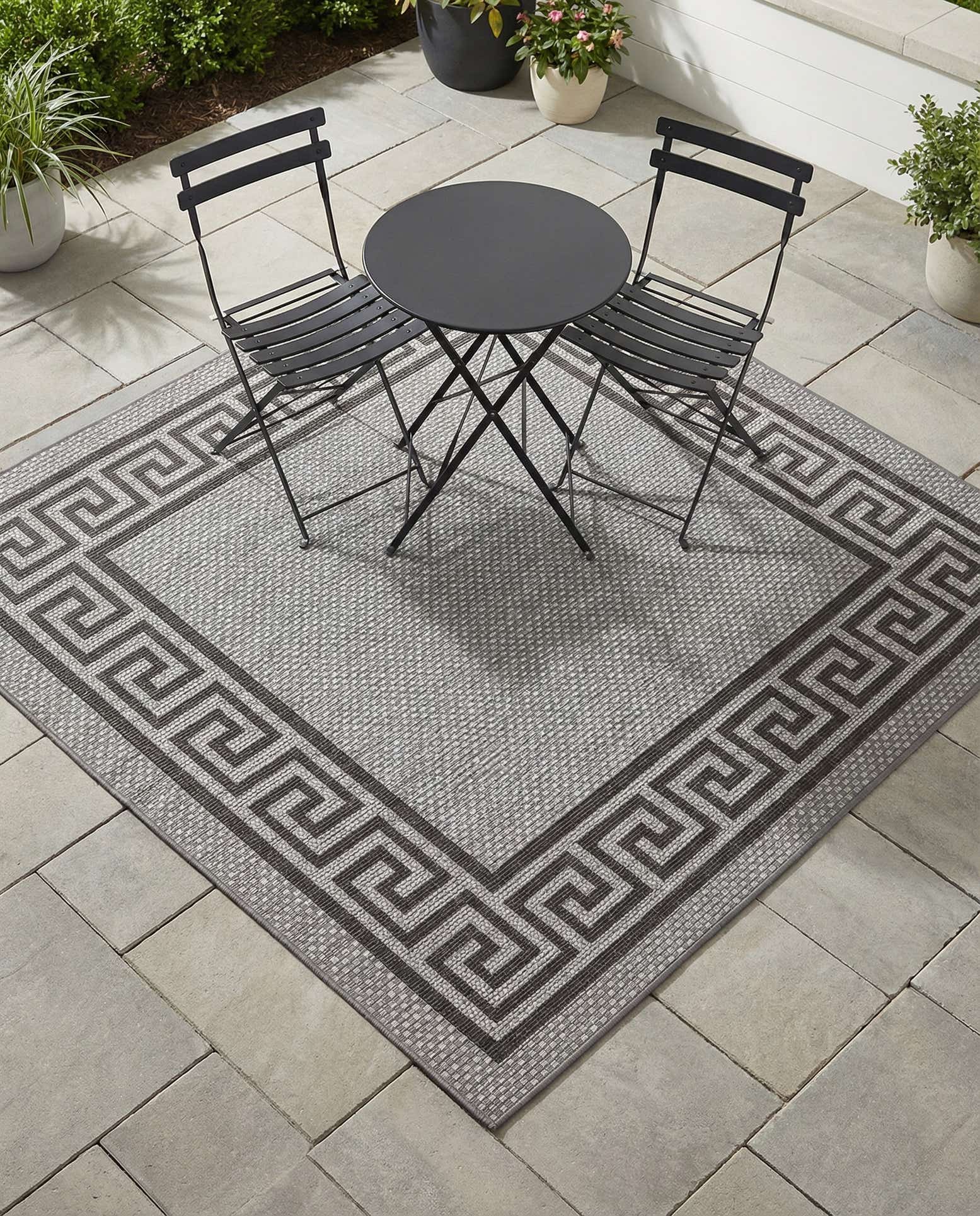 6' x 6' Easy-Clean Border Indoor / Outdoor Square Rug