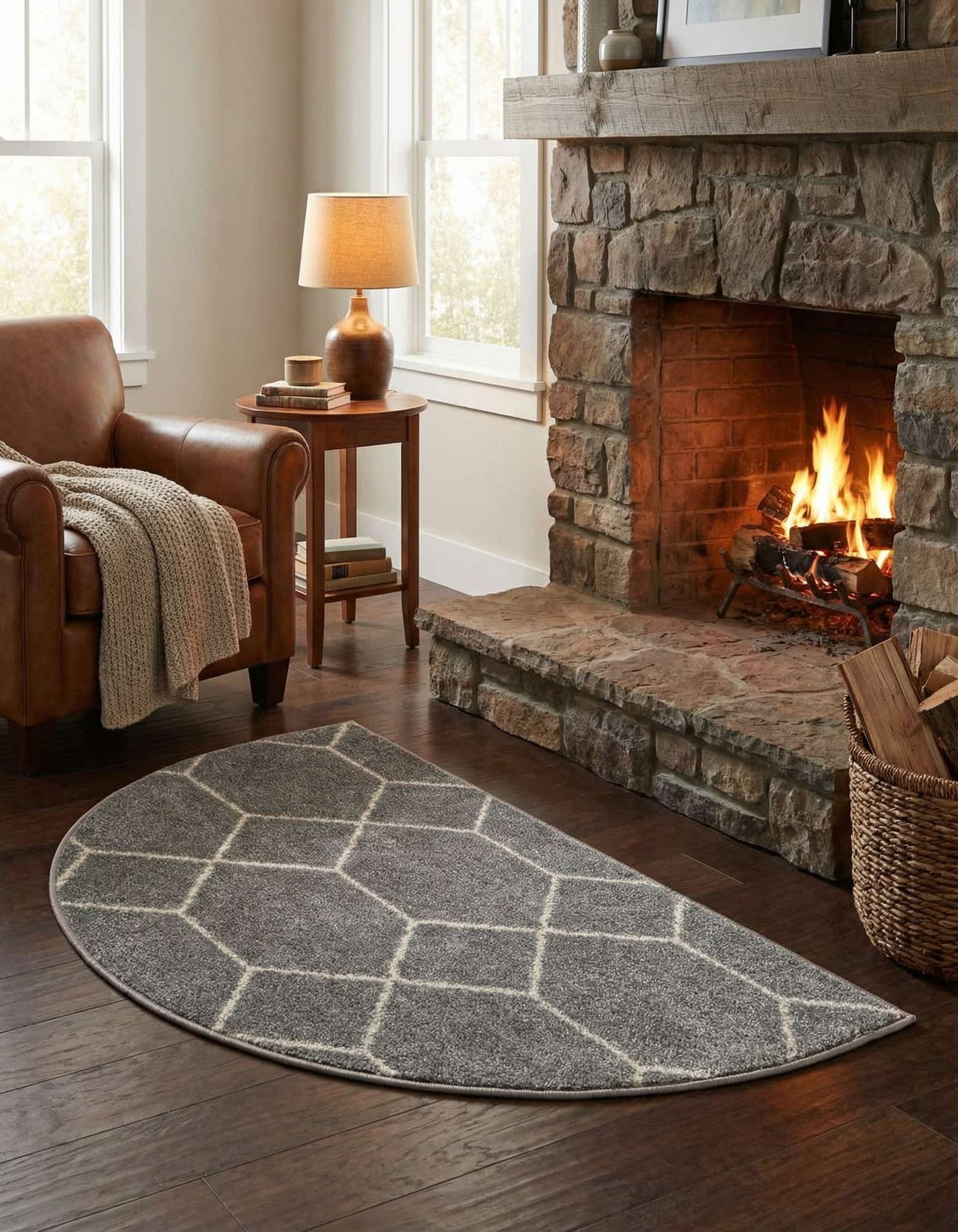 2' 2 x 3' 7 Trellis Frieze Hearth Rug