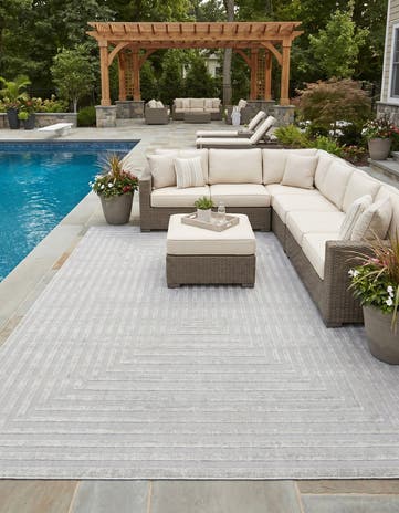 8' x 10' Easy-Clean Sabrina Soto Prescott Indoor / Outdoor Rug