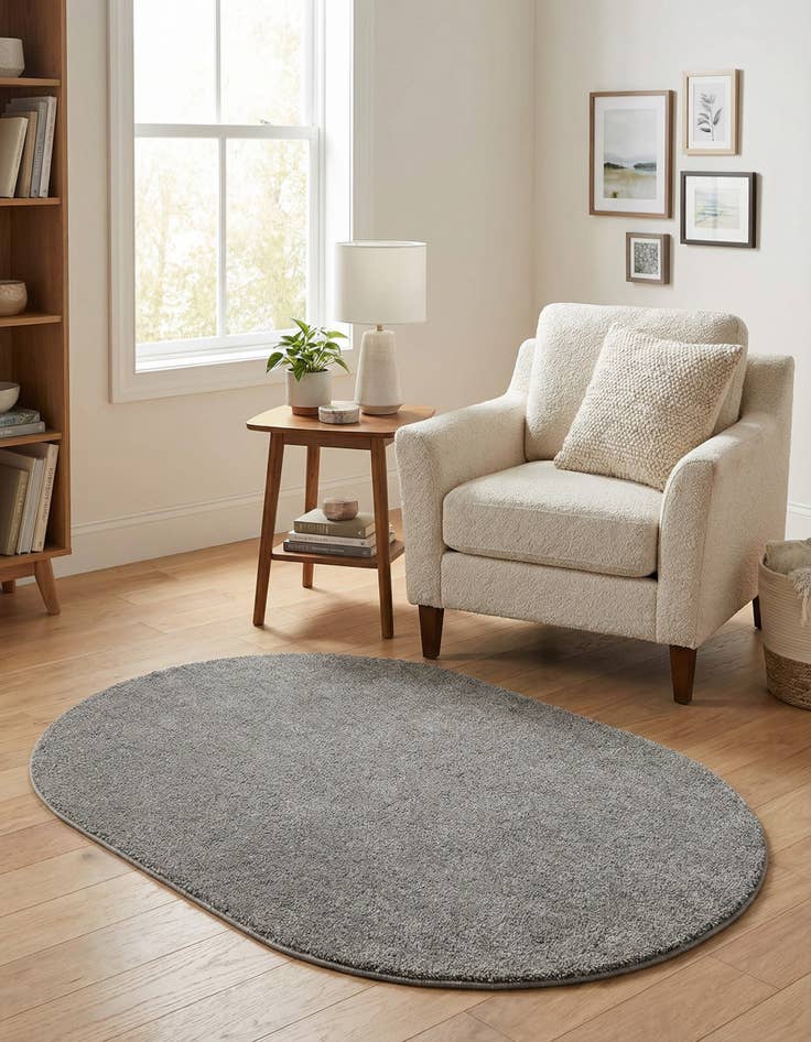 Detail image of 3' 3 x 5' 3 Solid Frieze Oval Rug