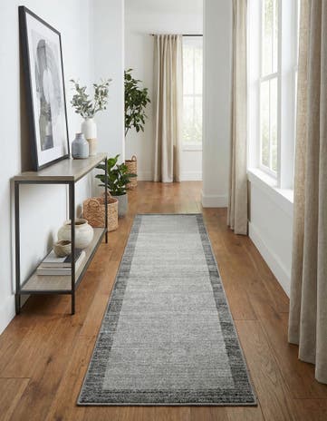2' 7 x 10' Angelica Runner Rug