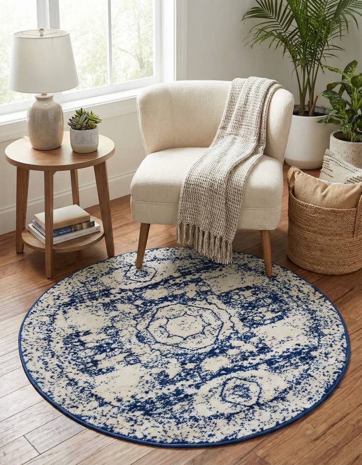 Detail image of 3' x 3' Bexley Round Rug