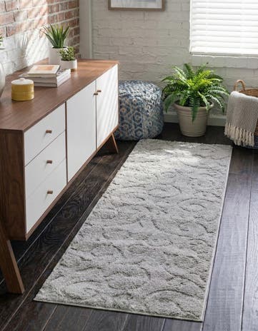 Light Gray Botanical Shag Runner Rug