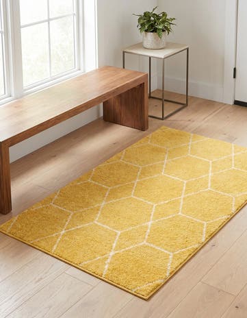 Yellow Lattice Frieze Rug