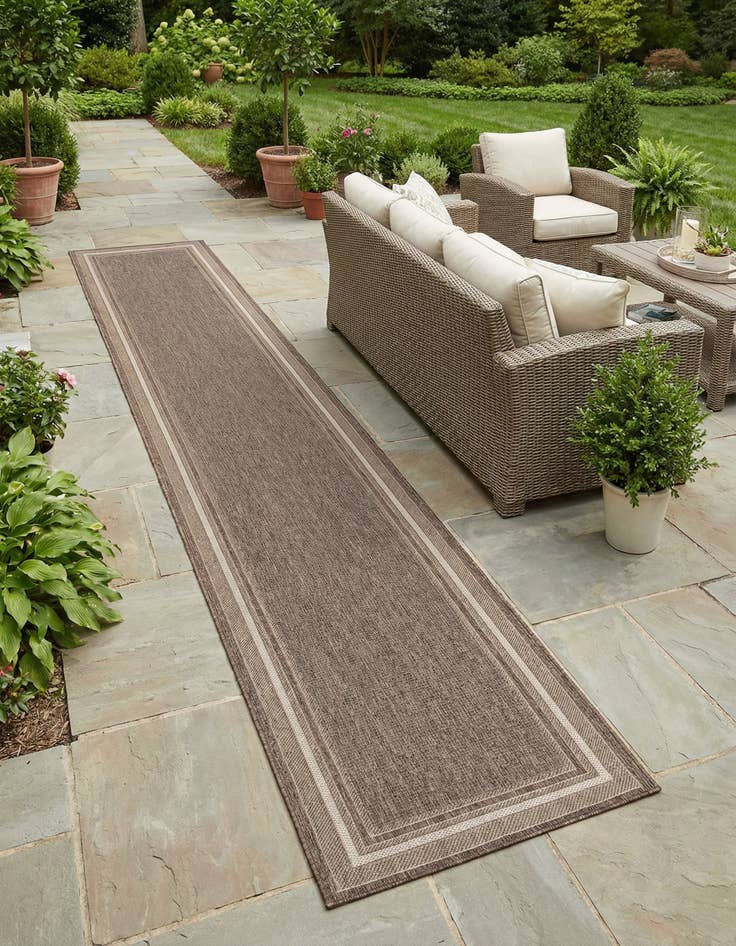 Detail image of 2' 7 x 14' Easy-Clean Border Indoor / Outdoor Runner Rug