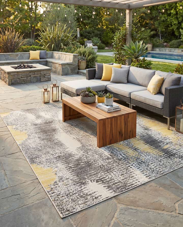 8' x 10' Easy-Clean Modern Indoor / Outdoor Rug