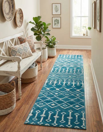 2' x 6' 7 Kasbah Trellis Runner Rug