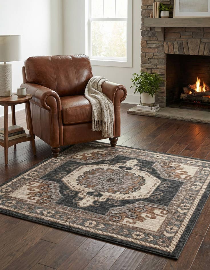 Detail image of 5' x 5' Grand Tradition Rug