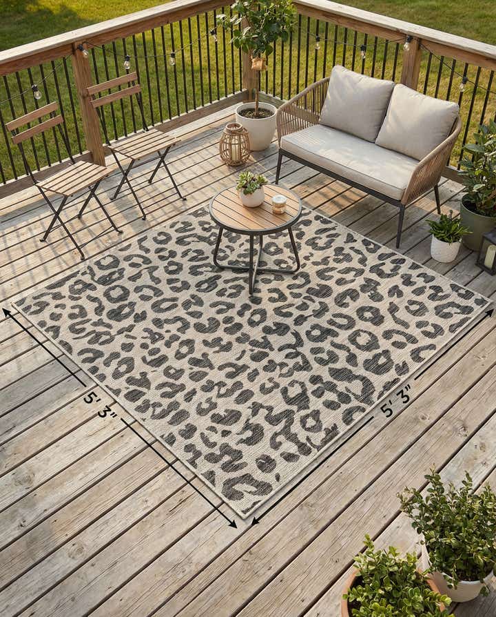 5' 3 x 5' 3 Easy-Clean Safari Indoor / Outdoor Square Rug