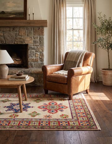 2' 9 x 4' 2 Hand Knotted Kazak Rug