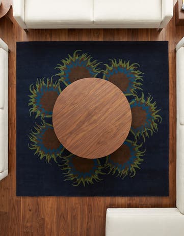 7' 6 x 7' 7 Luna Square Rug