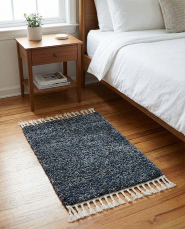  2' 2 x 3' Athena Shag Rug