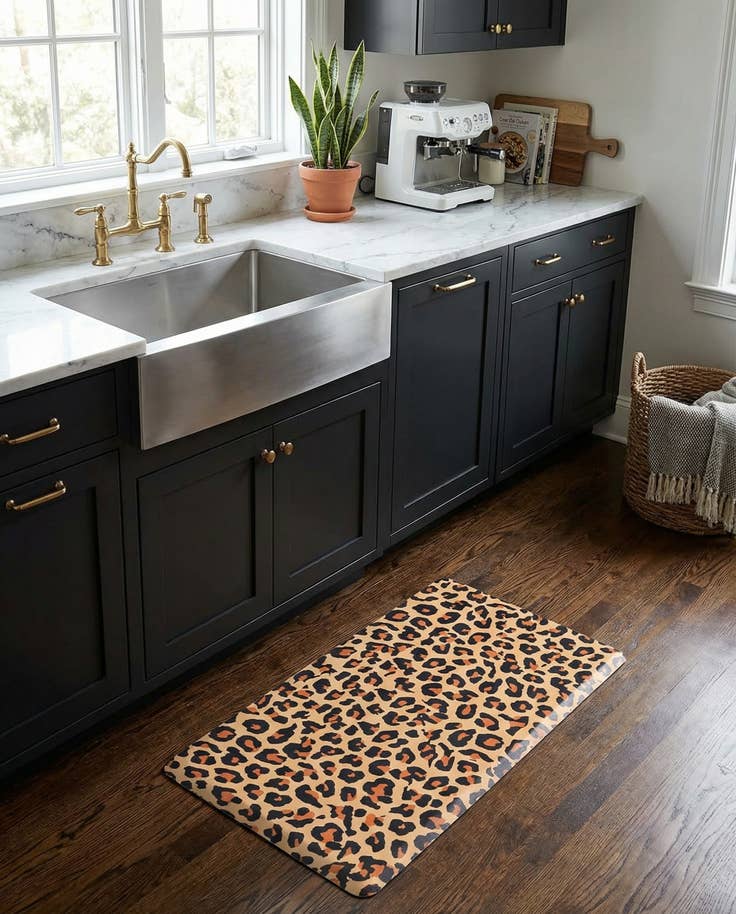 Detail image of 2' x 3' Cheetah Comfort Mat