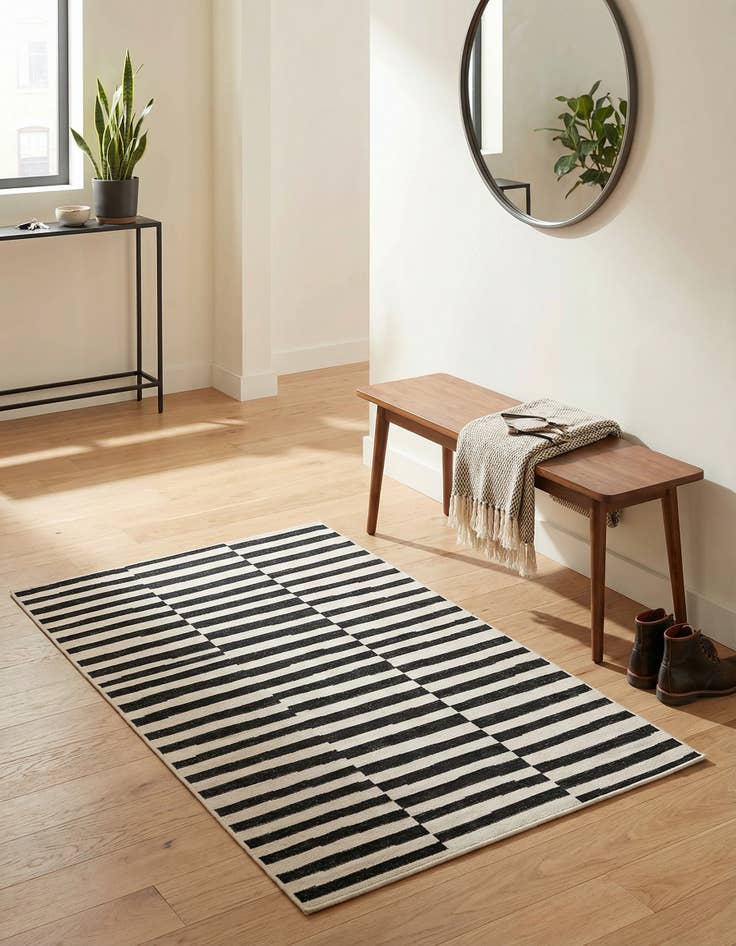 Detail image of 2' 2 x 3' SoHo Rug