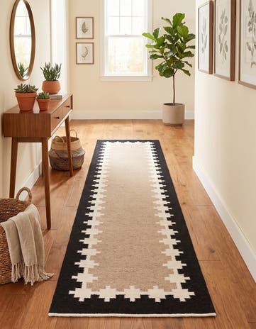 2' 7 x 10' Hand Woven Kilim Wool Runner Rug