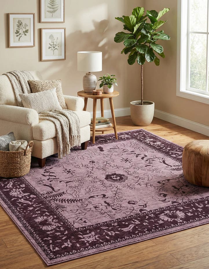 7' 10 x 7' 10 Miranda Square Rug