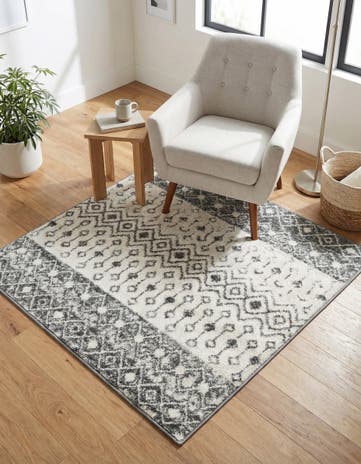 4' x 4' Moroccan Trellis Square Rug