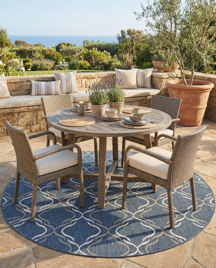 7' x 7' Easy-Clean Trellis Indoor / Outdoor Round Rug