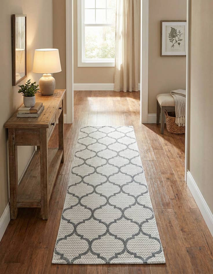 Detail image of 2' x 6' Georgia Runner Rug